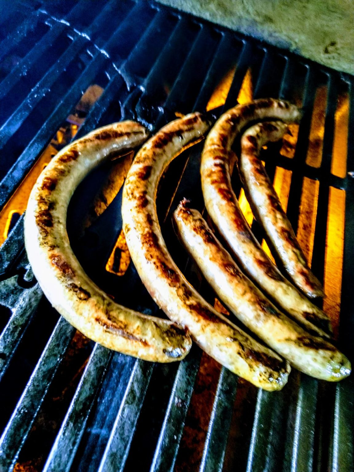 Bratwurst vom deutschen Angus Rind - BauernBox.com